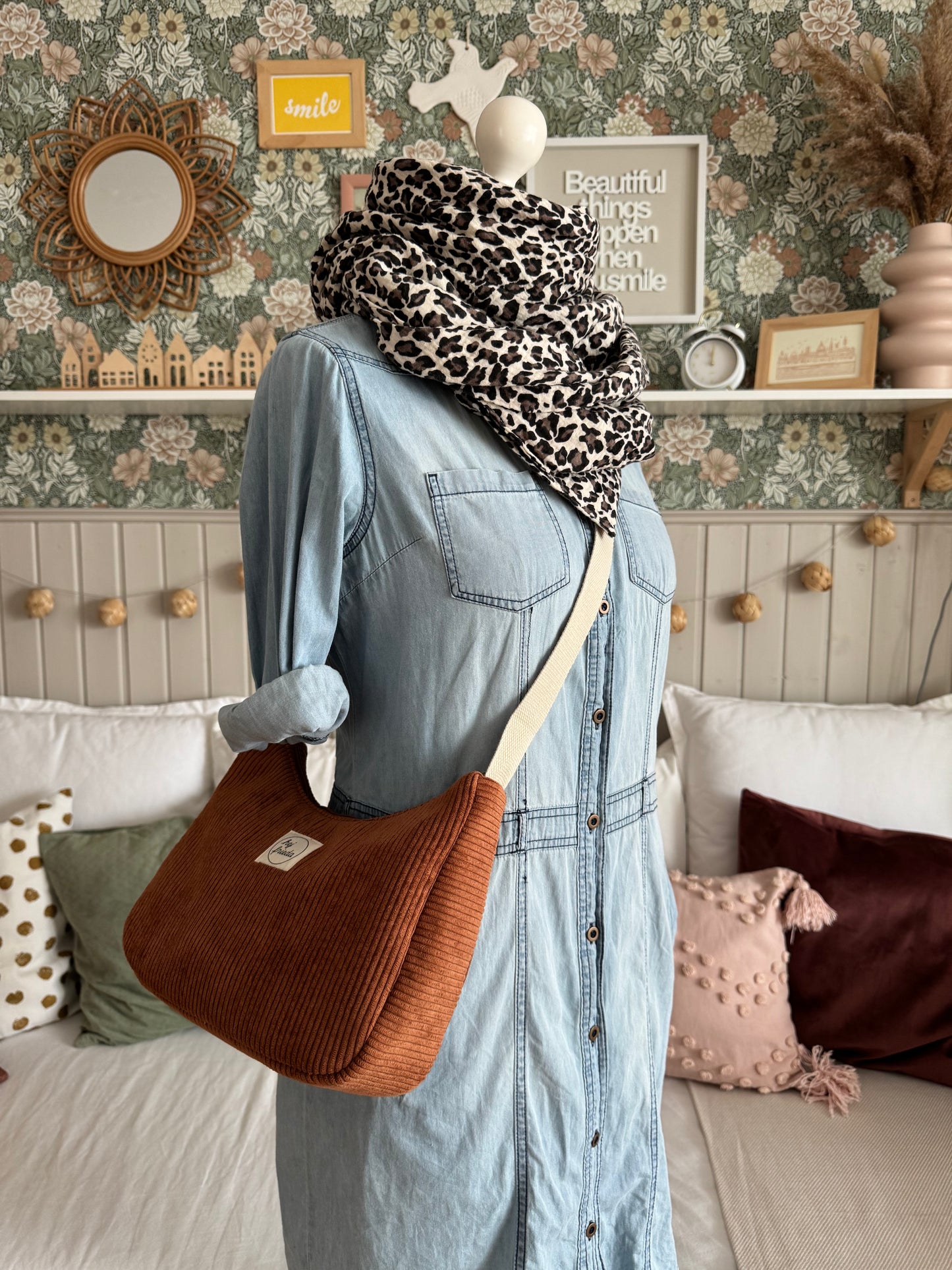 MAJA Crossbody Bag Cord zimt