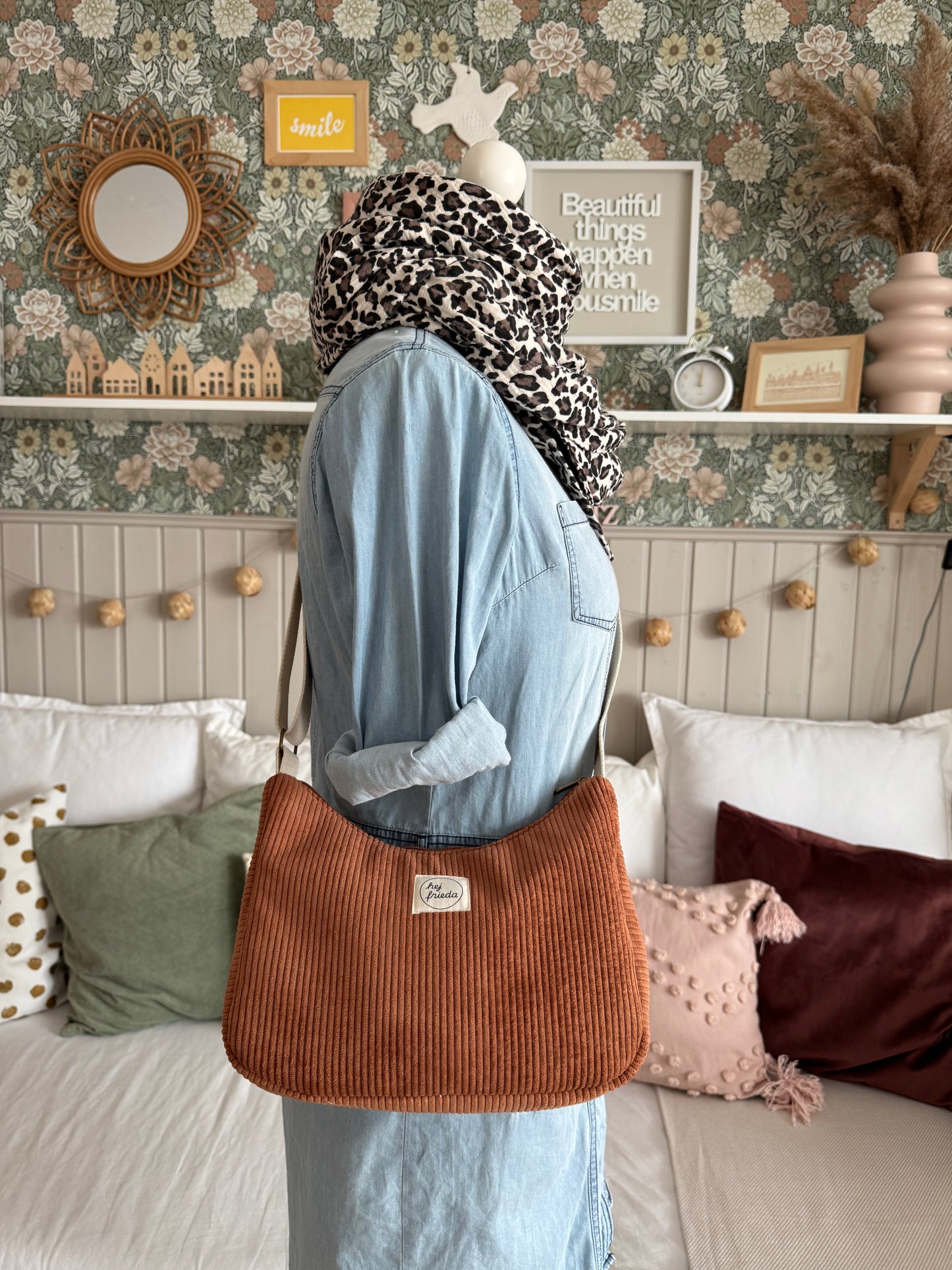 MAJA Crossbody Bag Cord zimt
