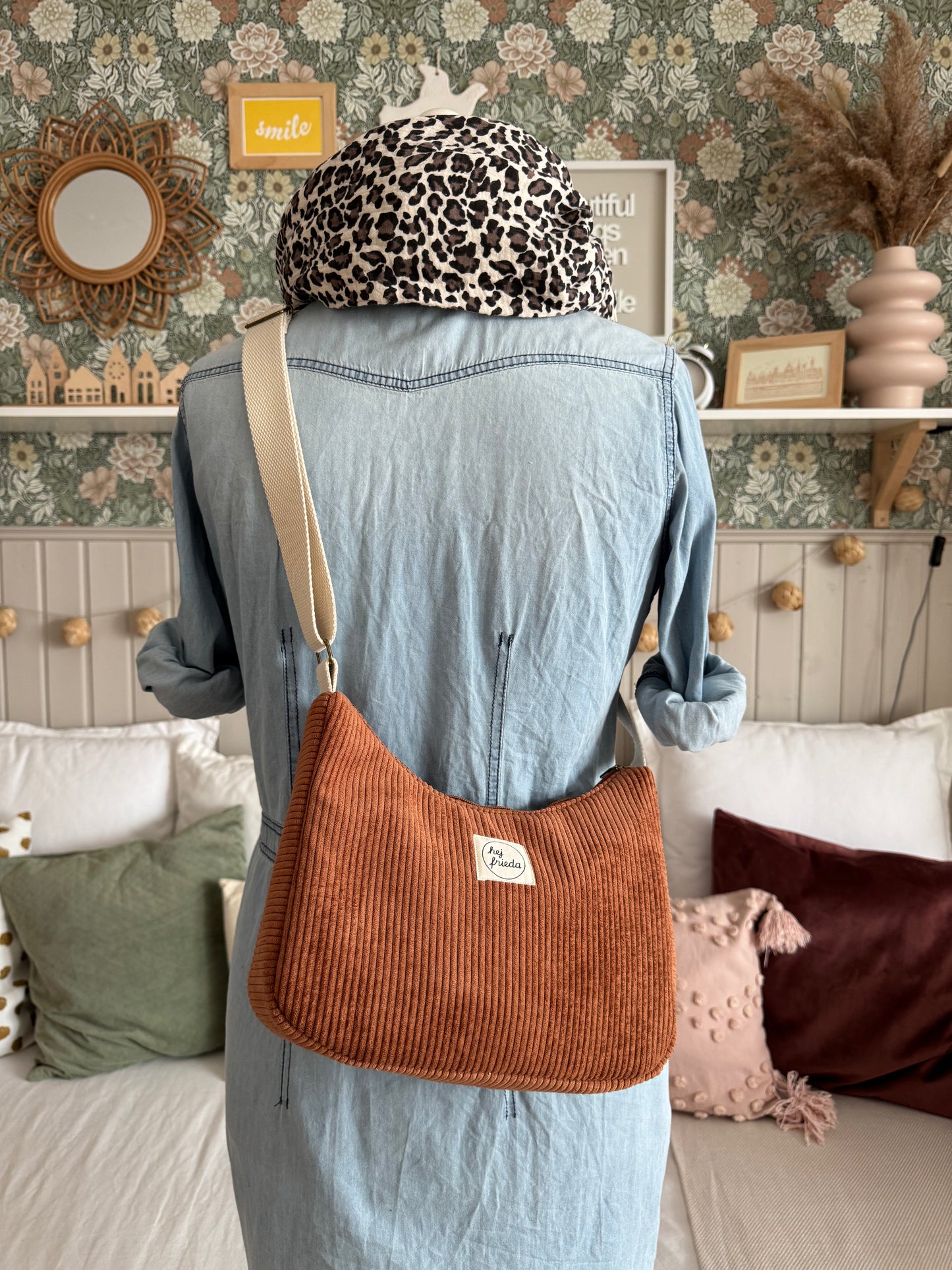 MAJA Crossbody Bag Cord zimt