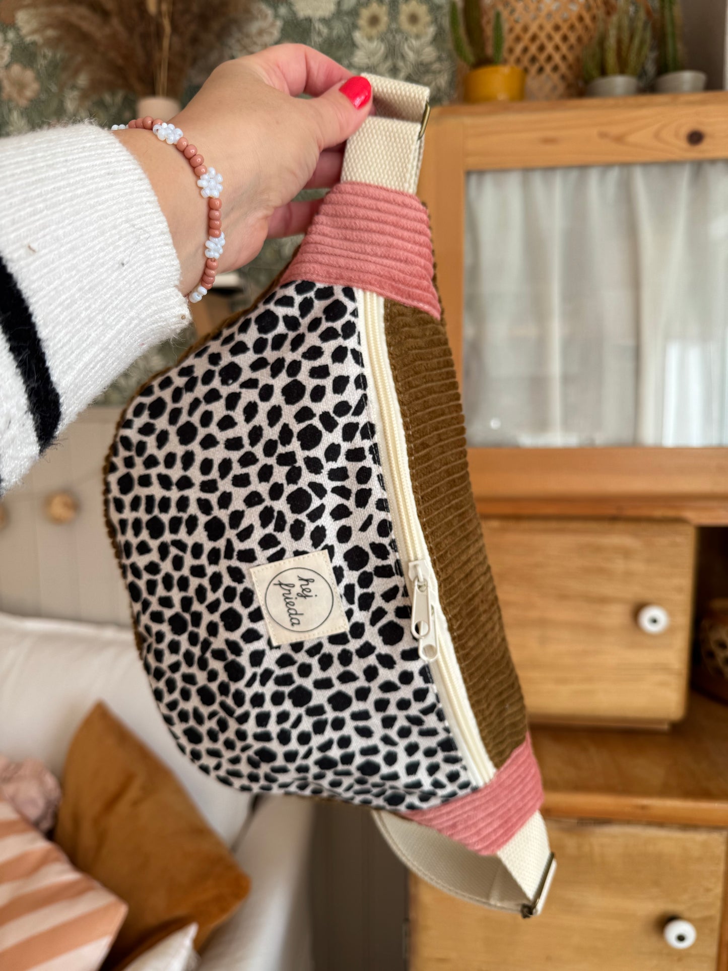 HEDI Hipbag Colorblock Cord Leo/oliv/rosa