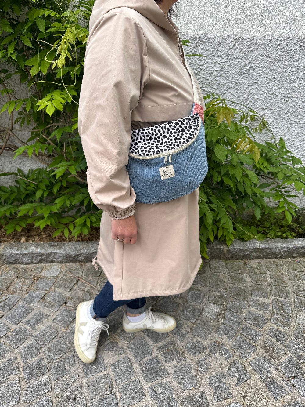 FRIEDA Hipbag Colorblock Leo/blau/rosa