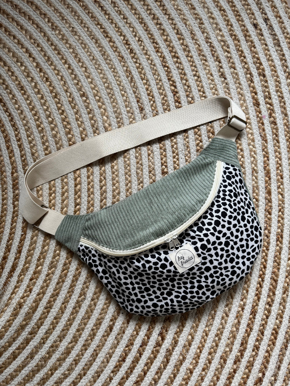 FRIEDA Hipbag Colorblock Leo/Cord salbei