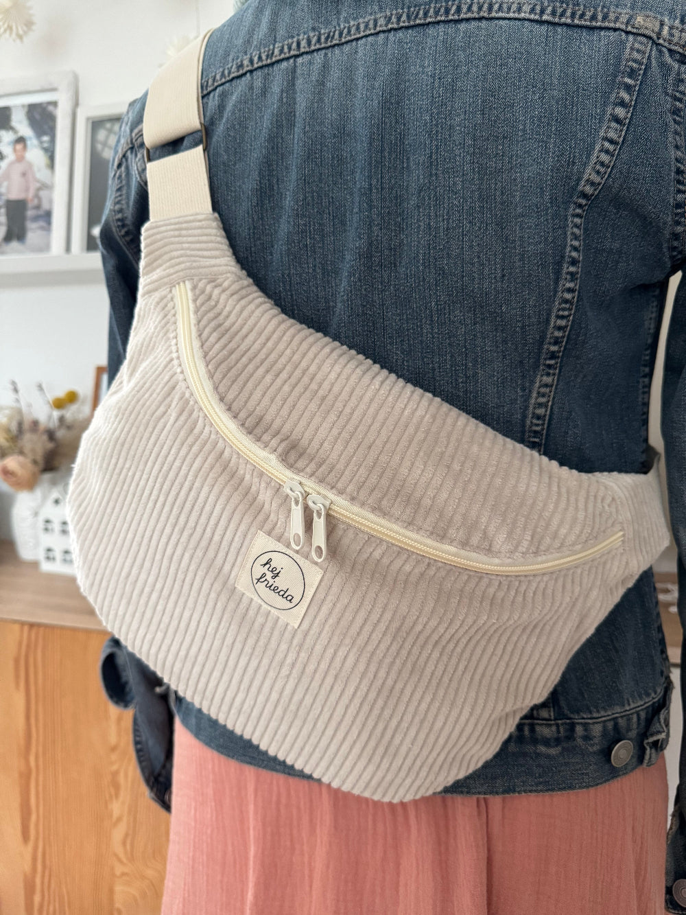 FRIEDA Hipbag Cord creme