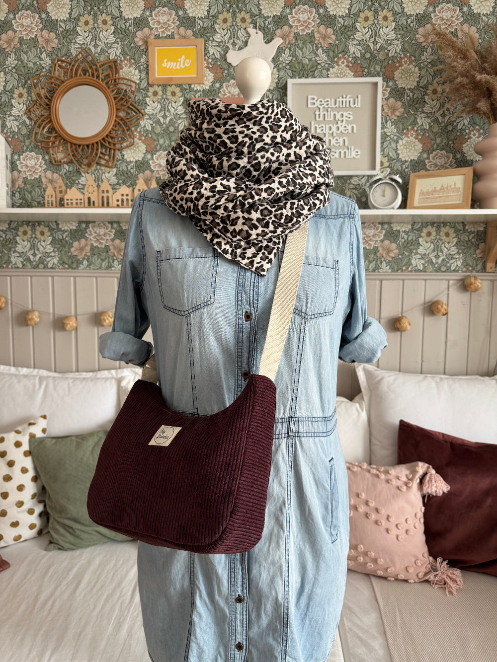 MAJA Crossbody Bag Cord beere