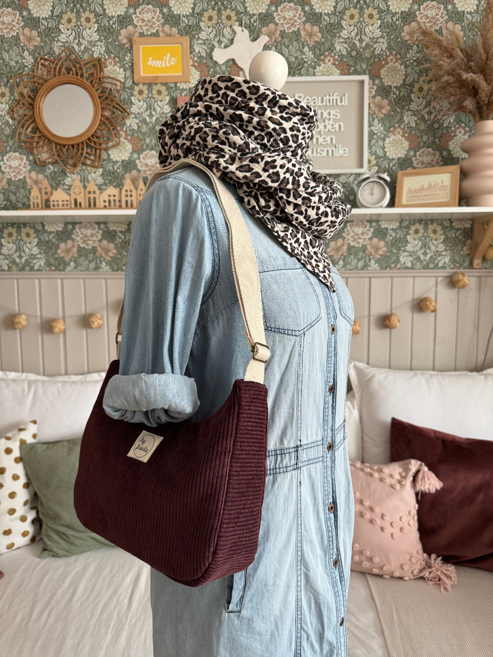 MAJA Crossbody Bag Cord beere