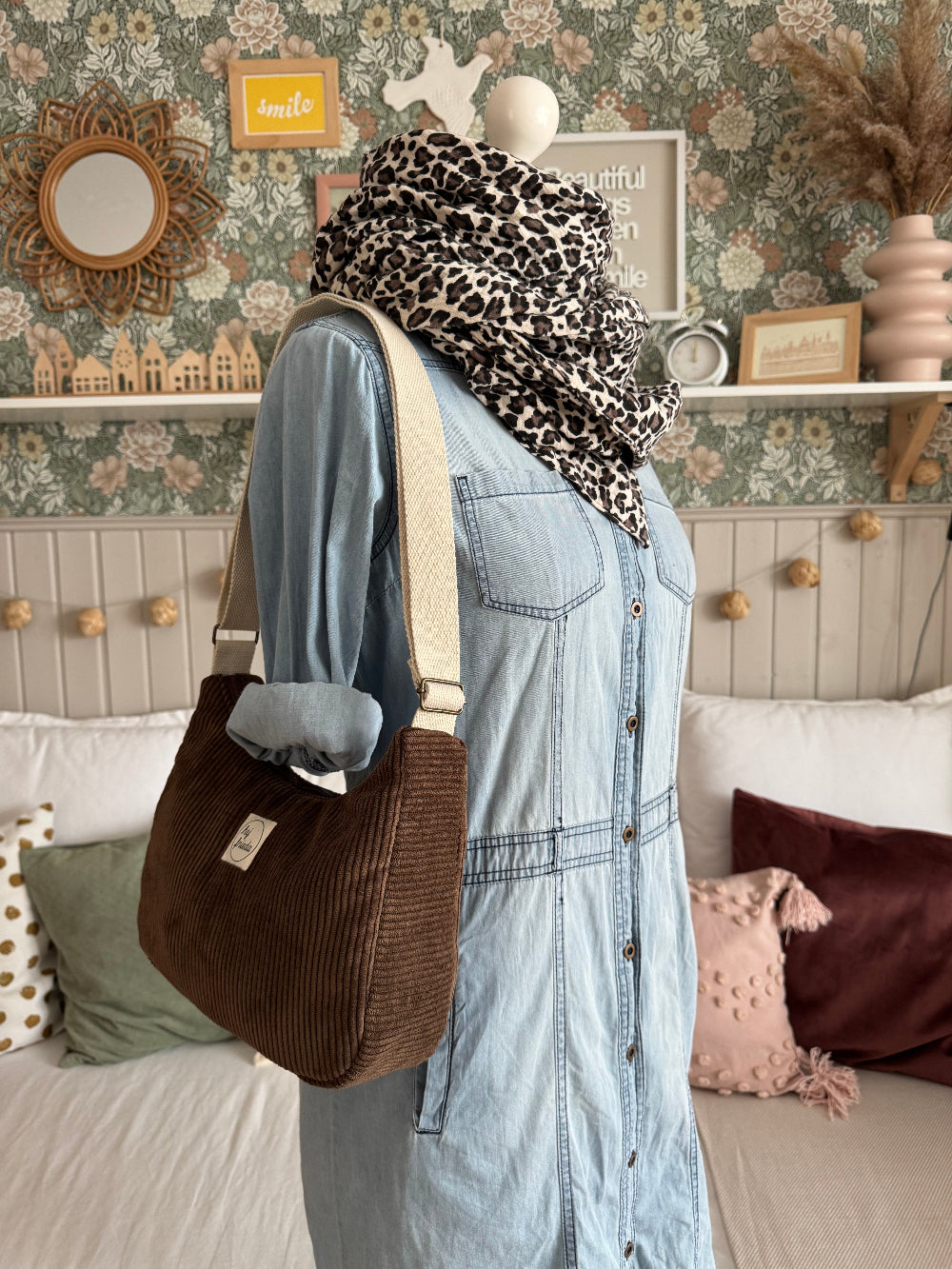 MAJA Crossbody Bag Cord dunkelbraun
