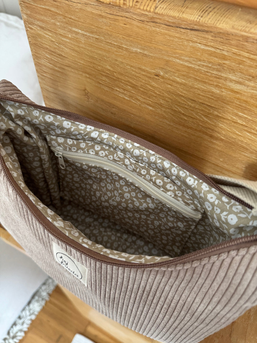 MAJA Crossbody Bag Cord dunkelbraun