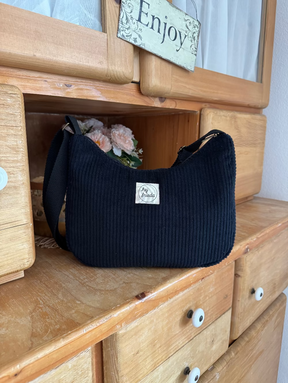 MAJA Crossbody Bag Cord schwarz