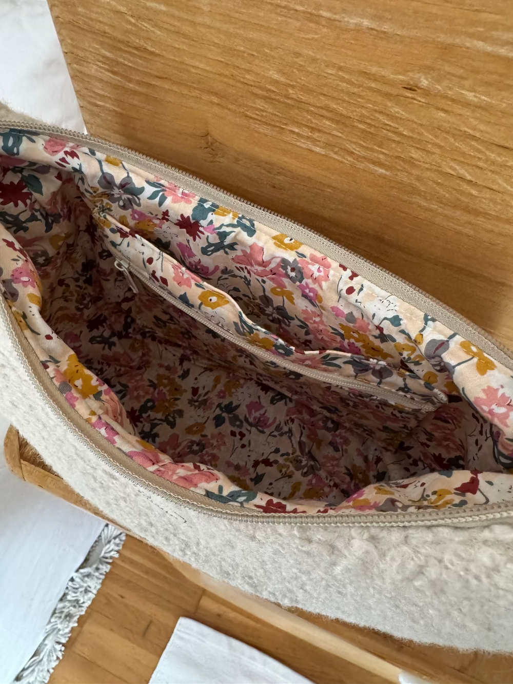 MAJA Crossbody Bag Teddy ecru