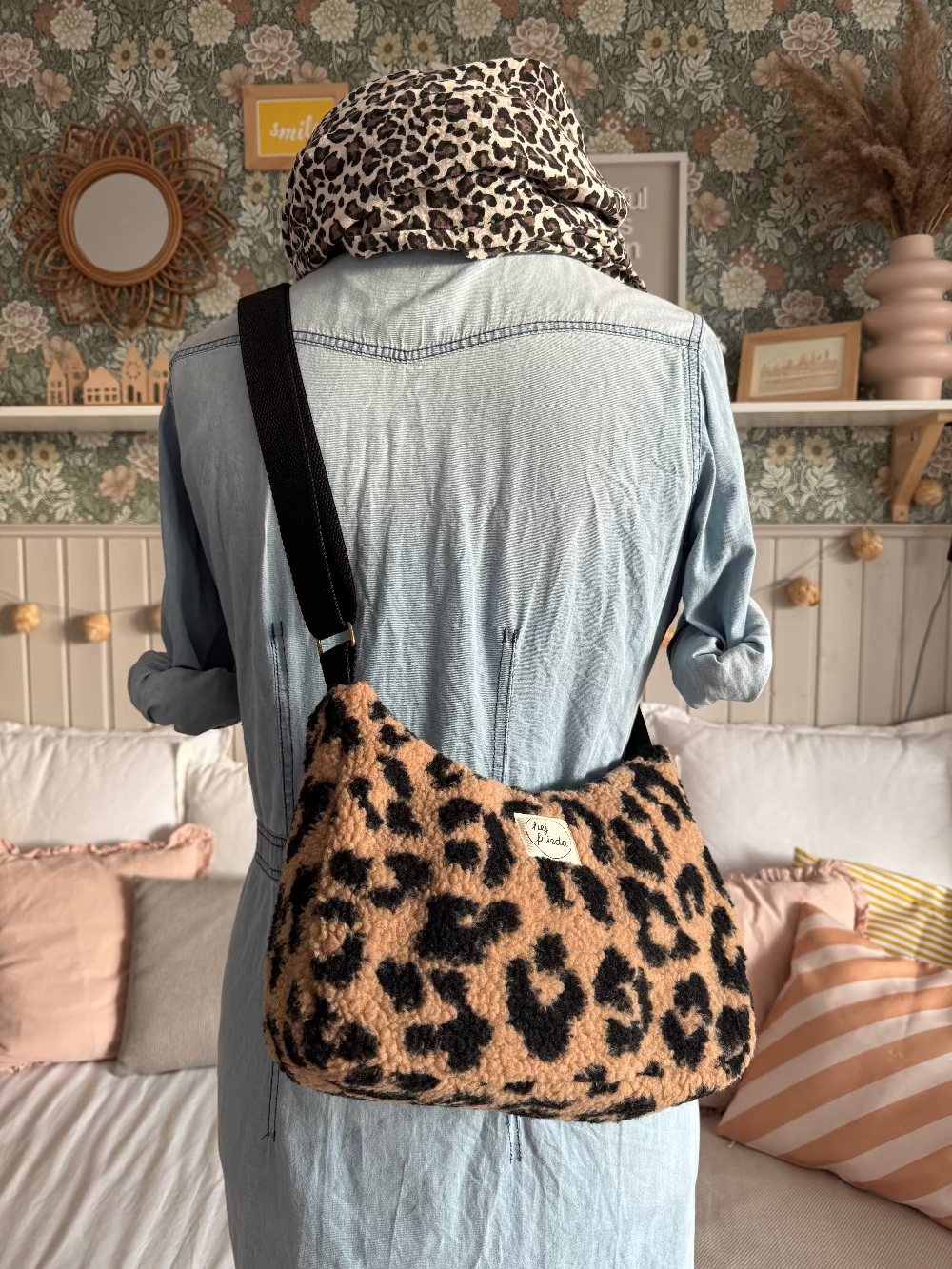 MAJA Crossbody Bag Teddy Leo karamell