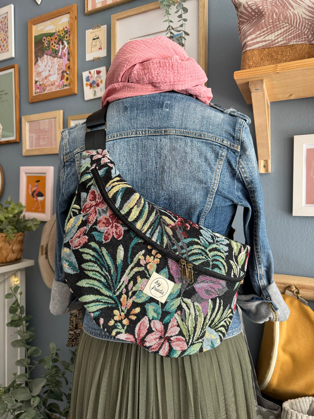 ALMA XL-Bauchtasche FALL FLOWERS