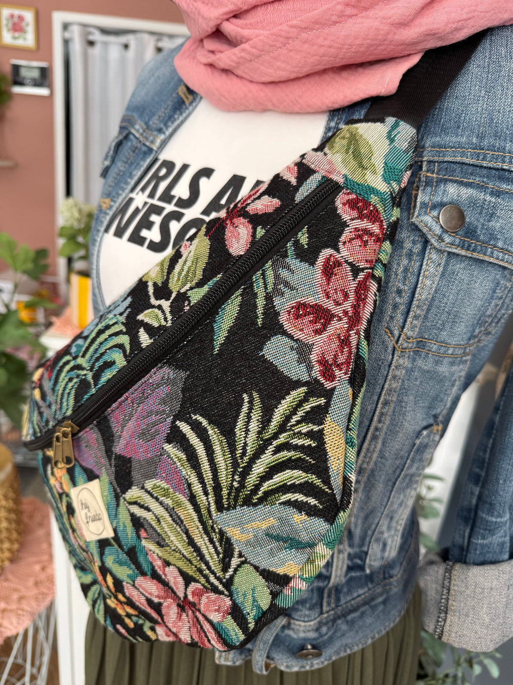 ALMA XL-Bauchtasche FALL FLOWERS