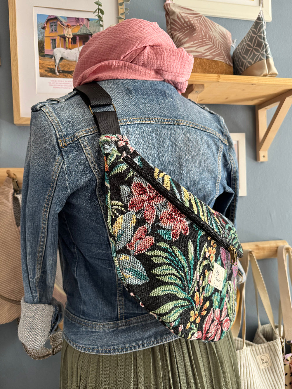 ALMA XL-Bauchtasche FALL FLOWERS