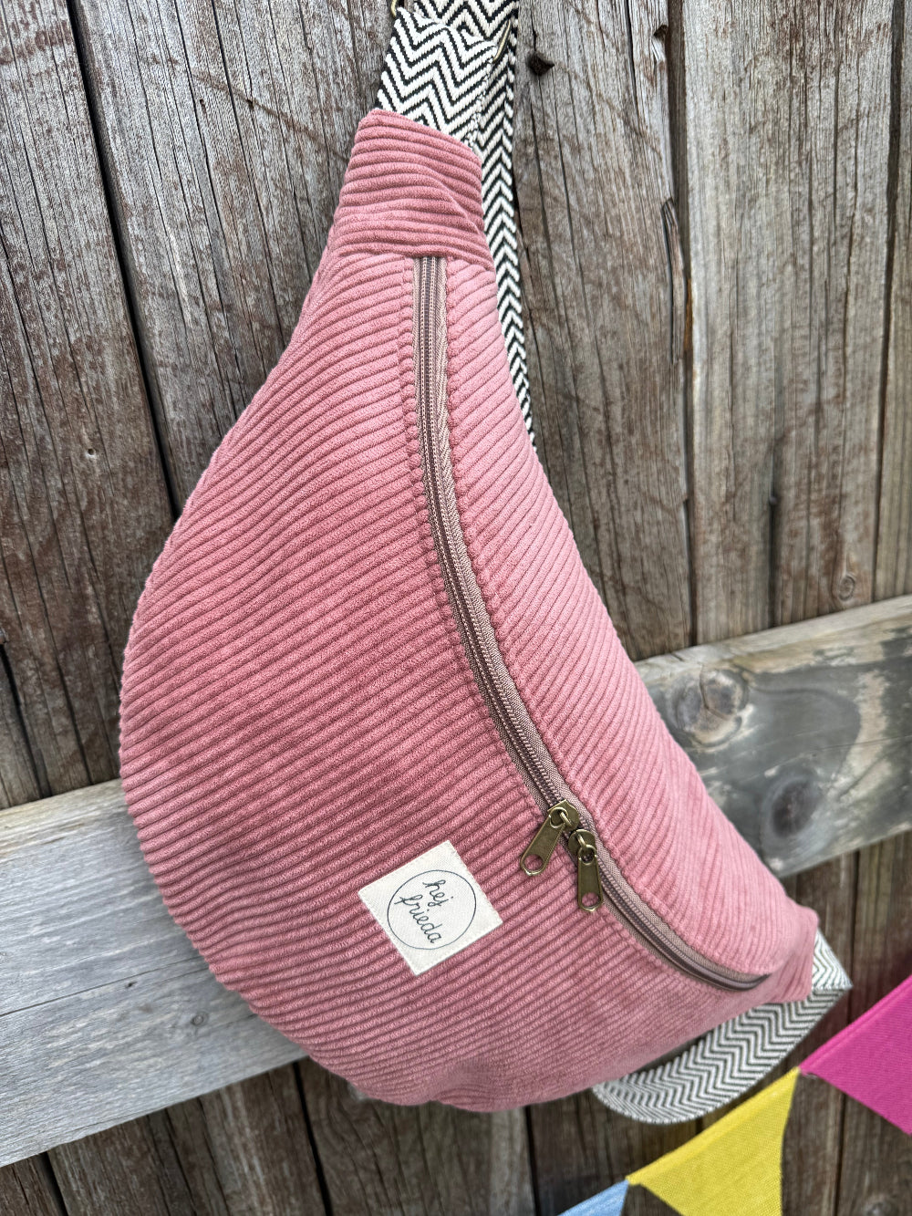 ALMA XL-Bauchtasche Cord Altrosa