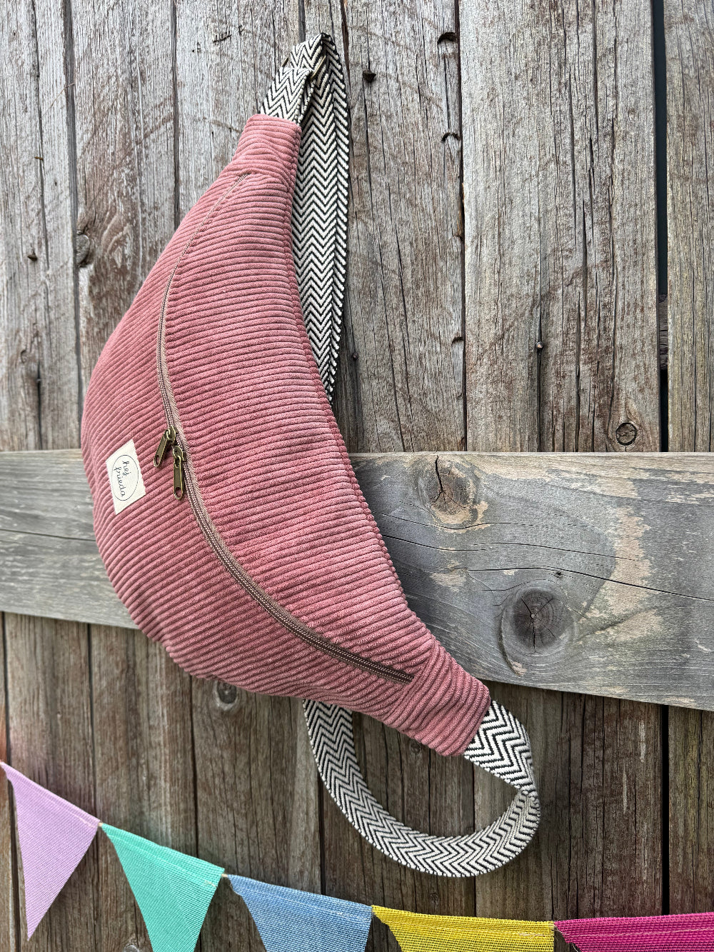 ALMA XL-Bauchtasche Cord Altrosa