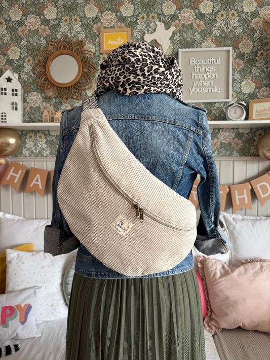 ALMA XL-Bauchtasche Cord Creme