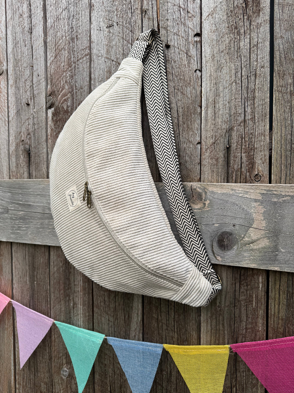 ALMA XL-Bauchtasche Cord Creme