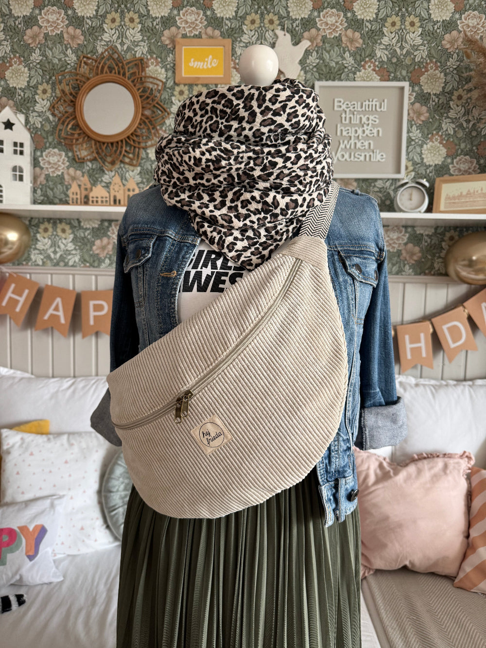 ALMA XL-Bauchtasche Cord Creme