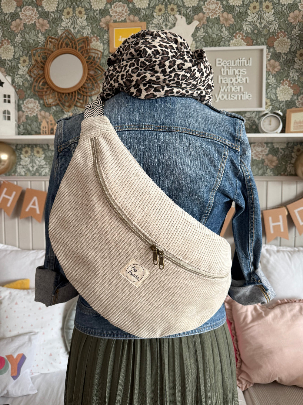 ALMA XL-Bauchtasche Cord Creme