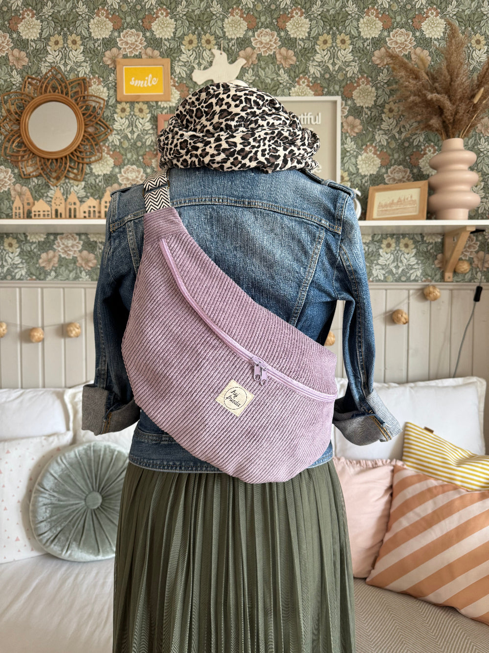 ALMA XL-Bauchtasche Cord Flieder