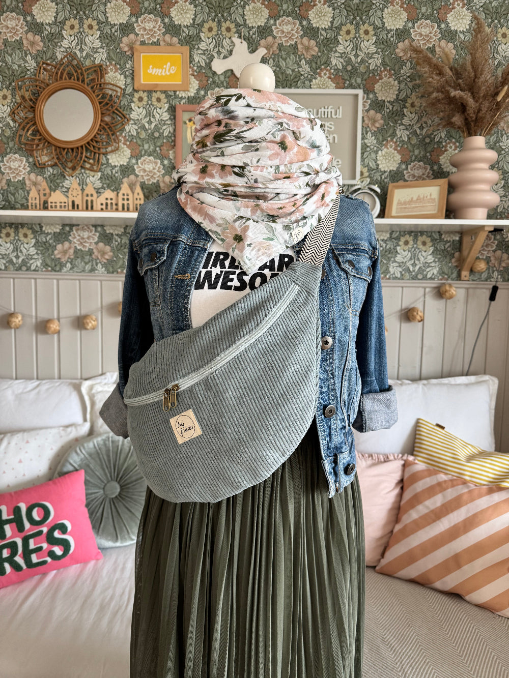 ALMA XL-Bauchtasche Cord Jade