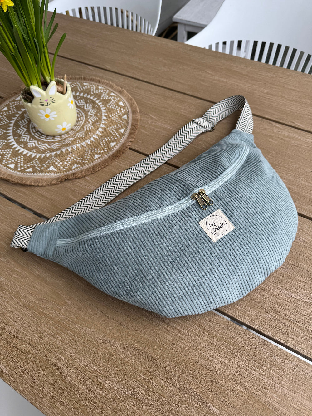 ALMA XL-Bauchtasche Cord Jade