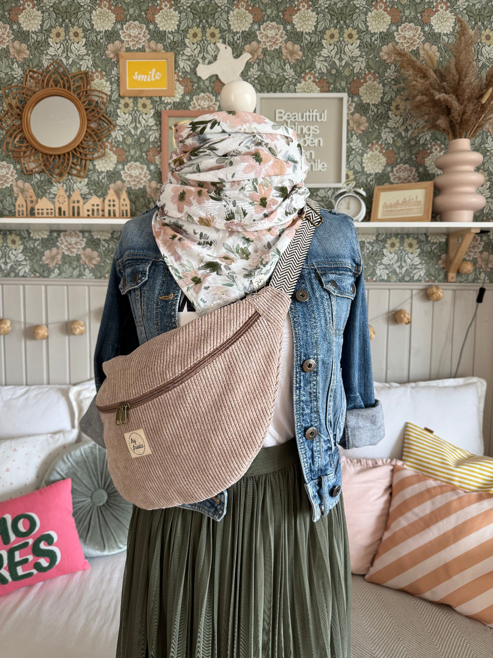 ALMA XL-Bauchtasche Cord Sandbeige