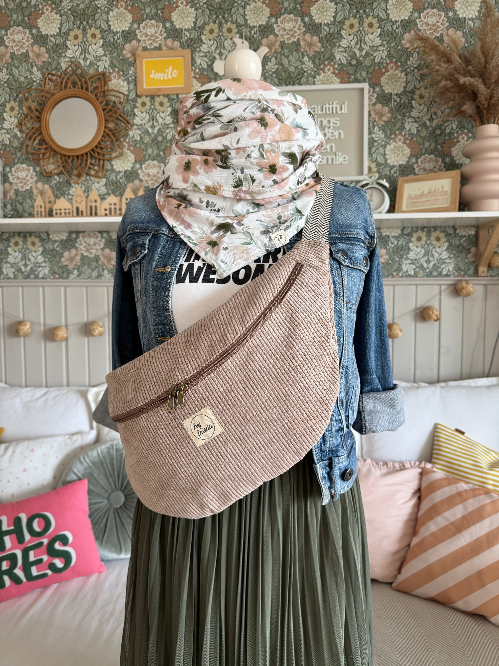ALMA XL-Bauchtasche Cord Sandbeige
