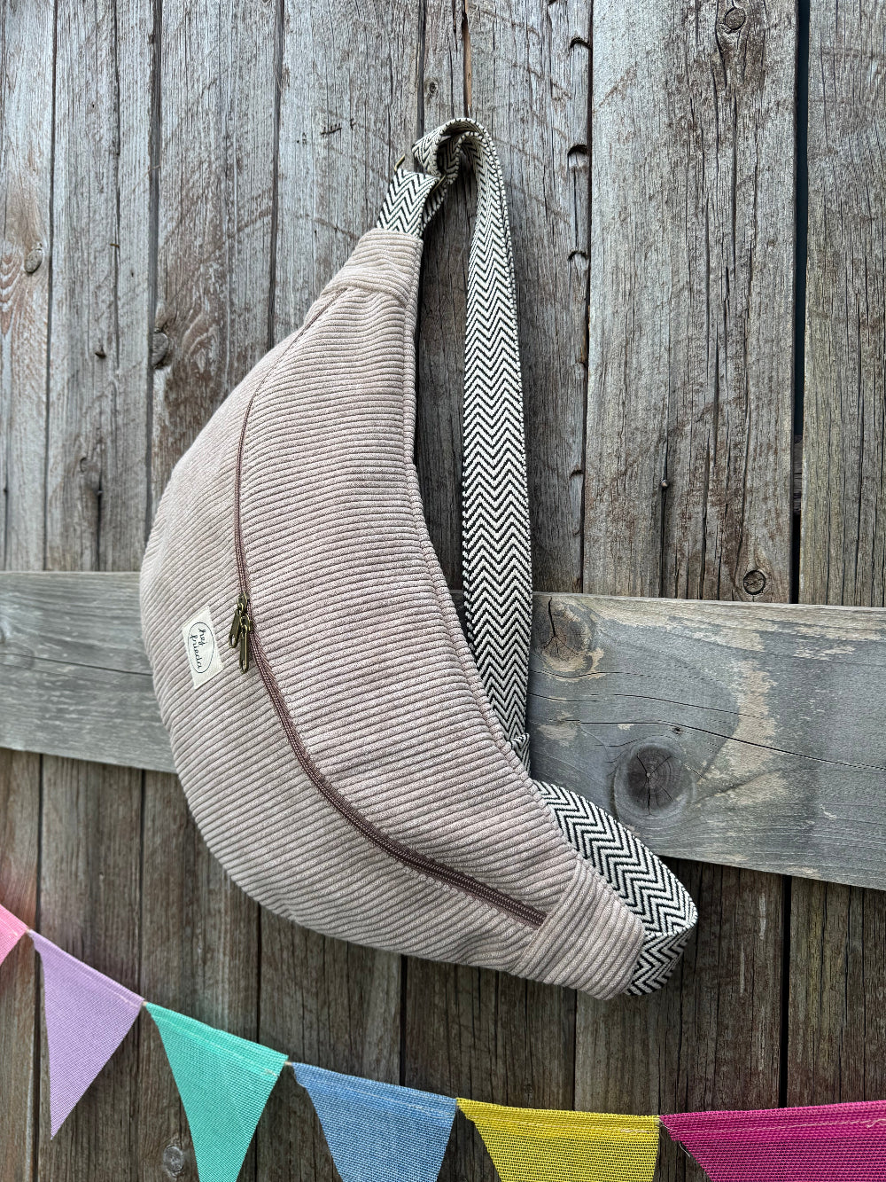 ALMA XL-Bauchtasche Cord Sandbeige