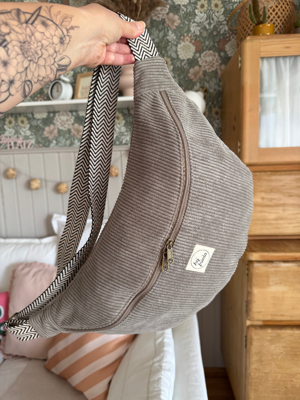 ALMA XL-Bauchtasche Cord Taupe