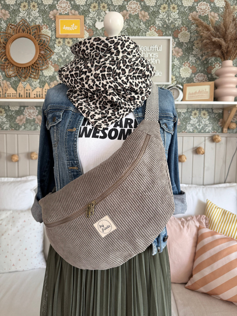 ALMA XL-Bauchtasche Cord Taupe