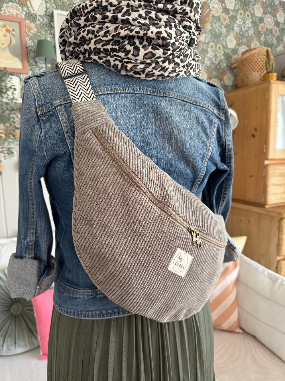 ALMA XL-Bauchtasche Cord Taupe