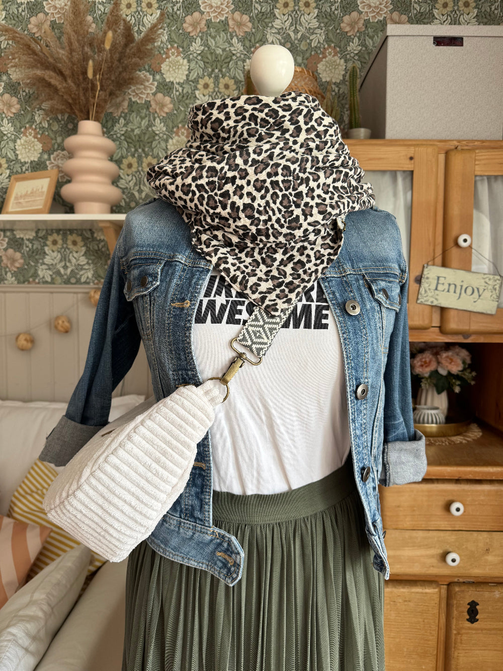 CLEO Moonbag Breitcord Creme
