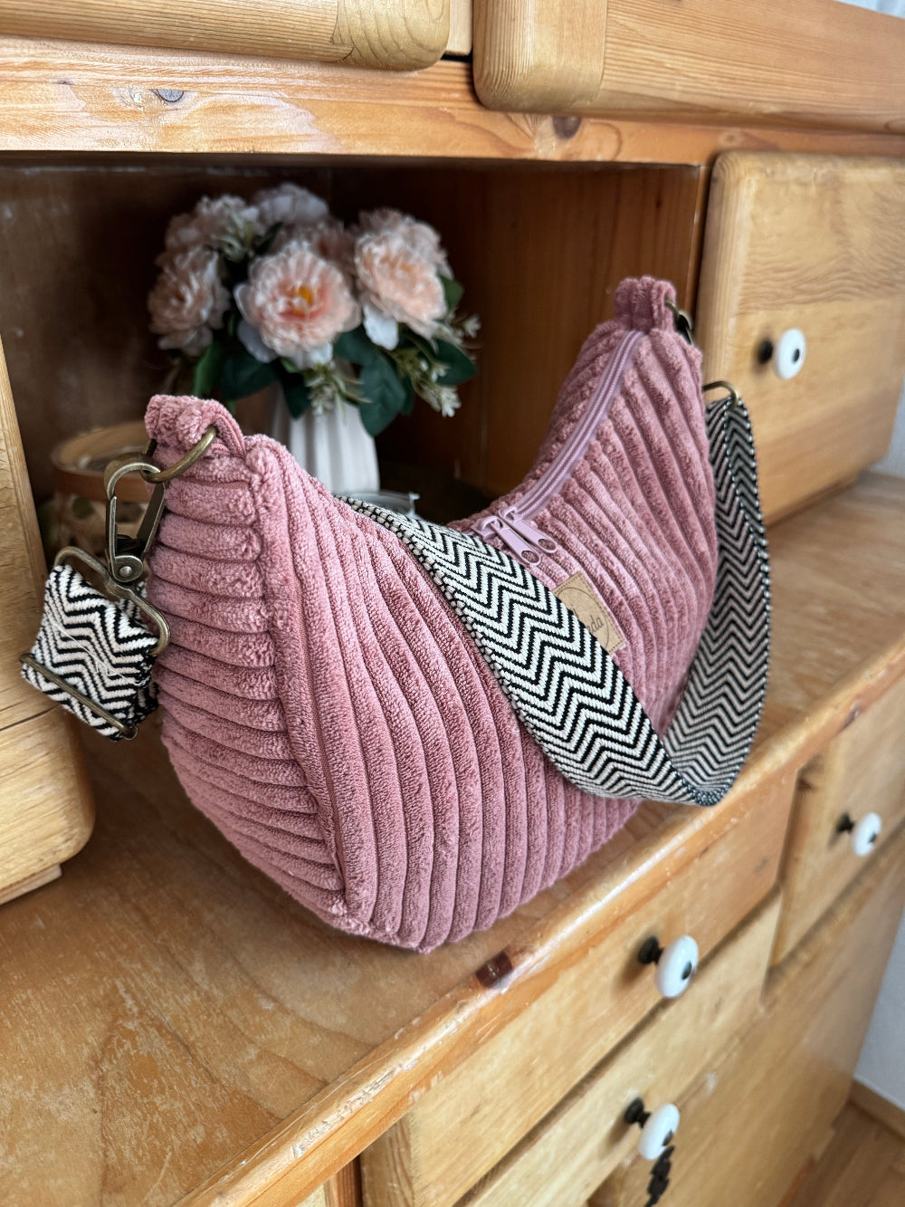 CLEO Moonbag Breitcord Rosa