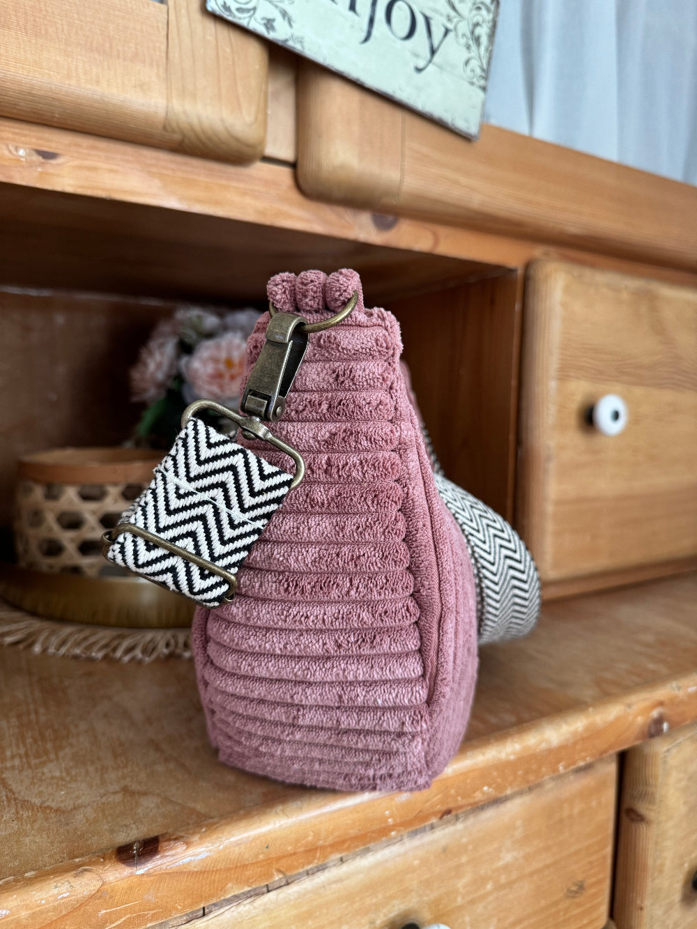 CLEO Moonbag Breitcord Rosa
