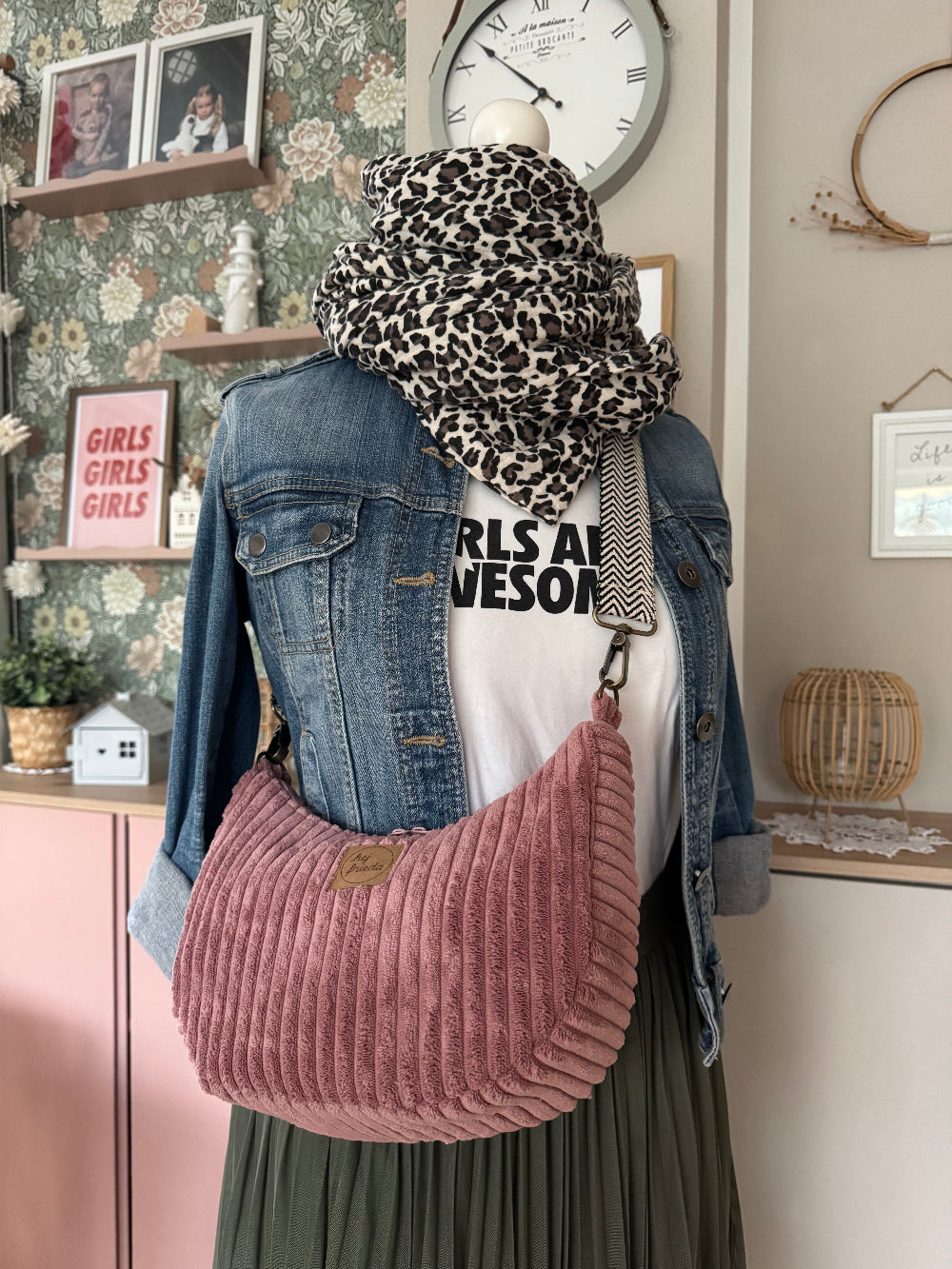 CLEO Moonbag Breitcord Rosa