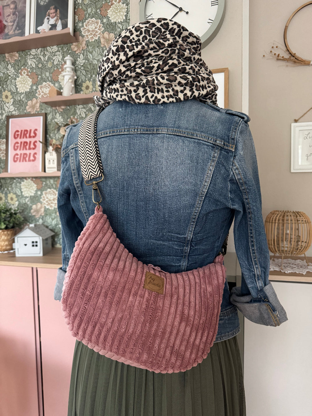 CLEO Moonbag Breitcord Rosa