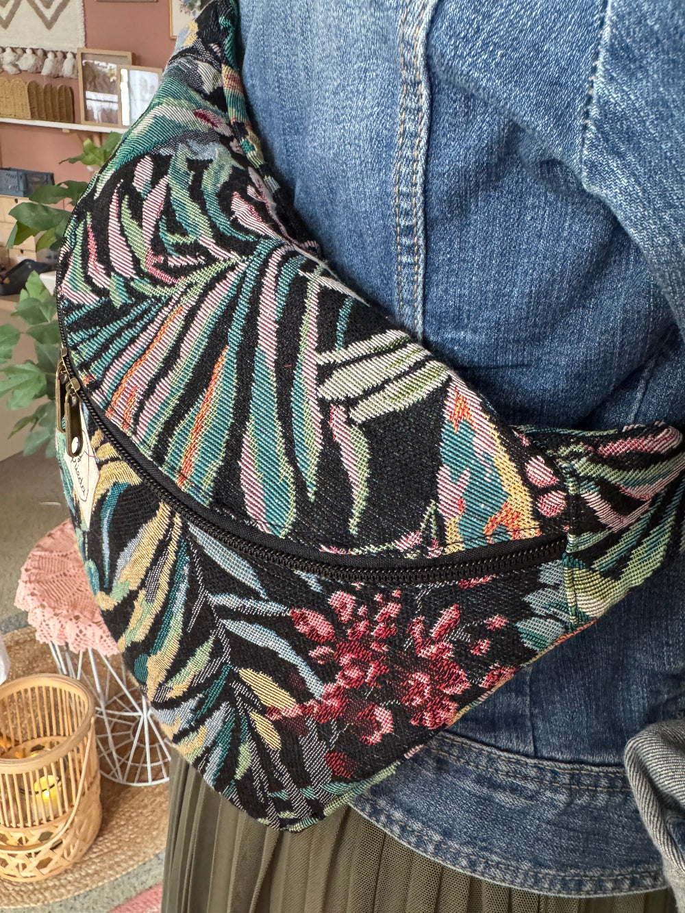 FRIEDA Hipbag FALL FLOWERS