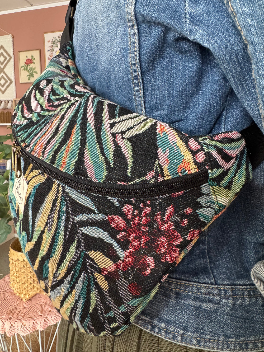 FRIEDA Hipbag FALL FLOWERS