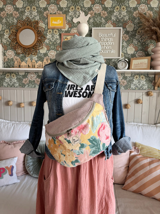 FRIEDA Hipbag Vintage Flowers/Cord hellrosa