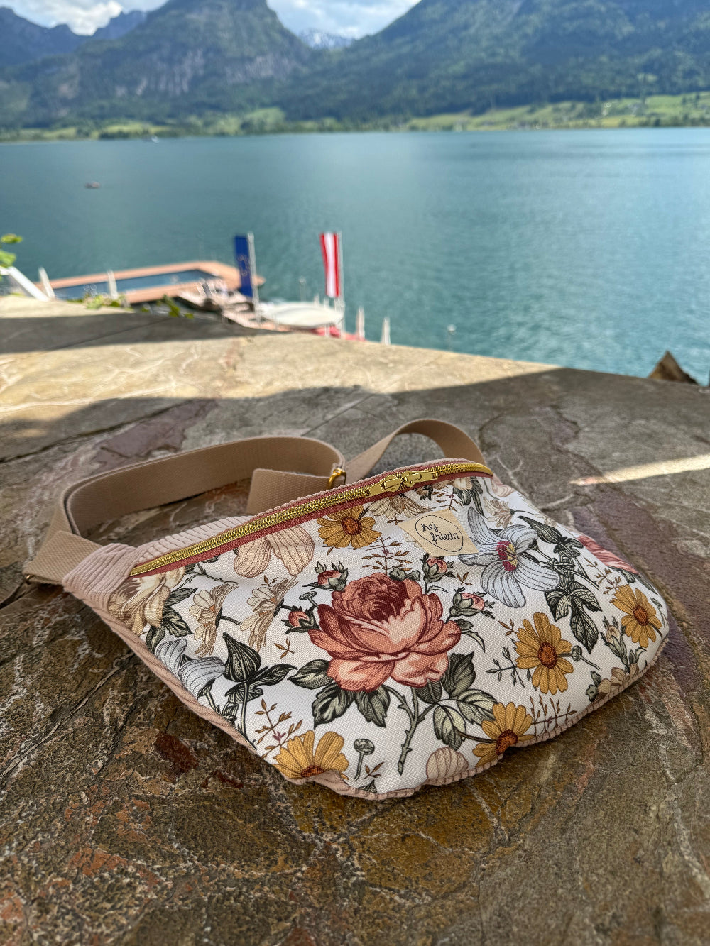 FRIEDA Hipbag Summer Flowers / Cord hellrosa