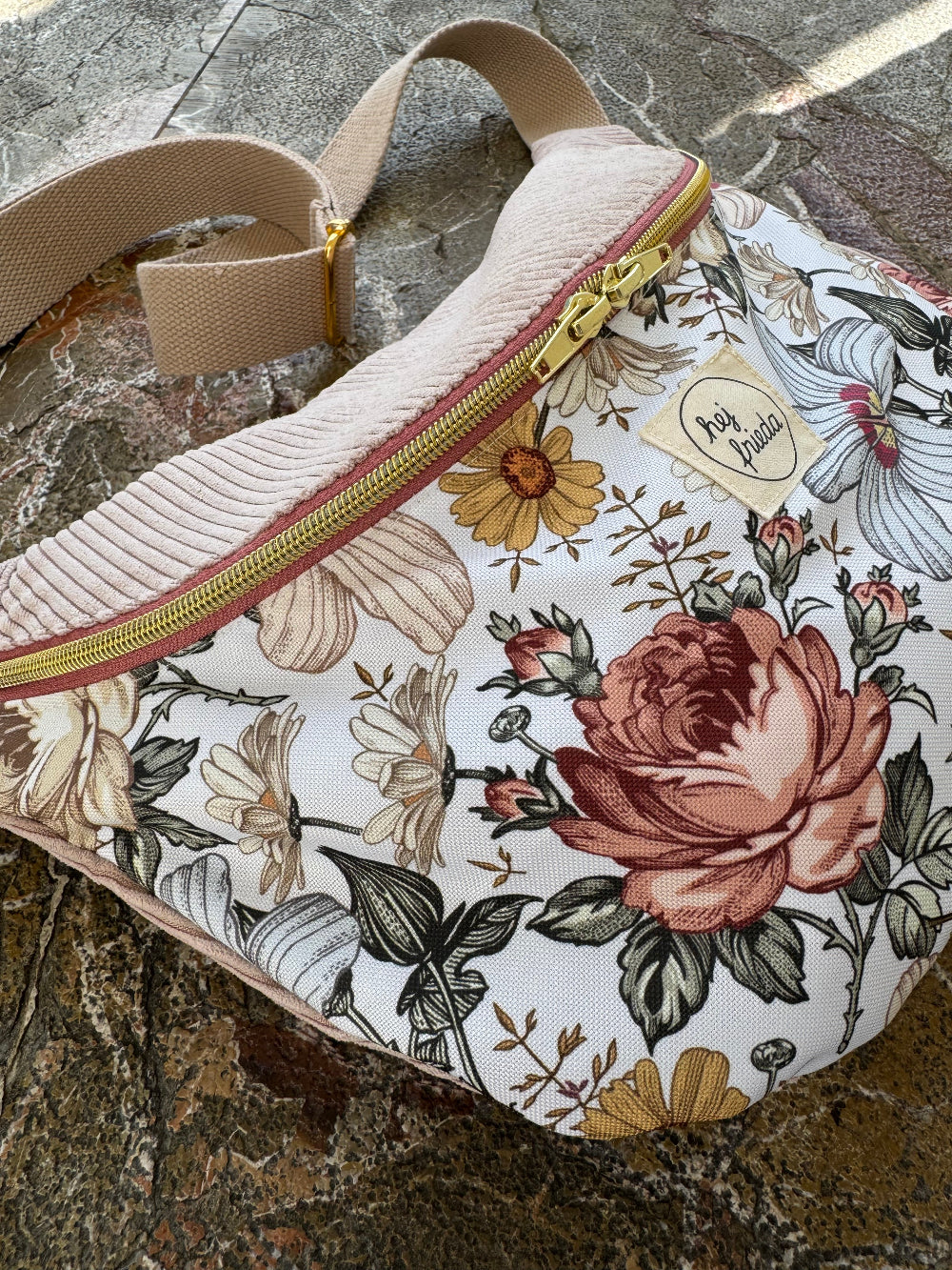 FRIEDA Hipbag Summer Flowers / Cord hellrosa