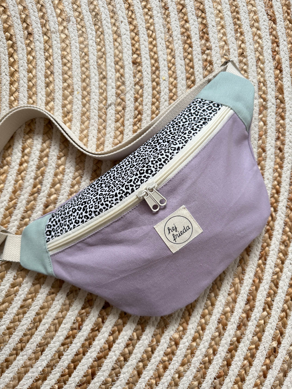 HEDI Hipbag Colorblock Canvas Leo/flieder/mint