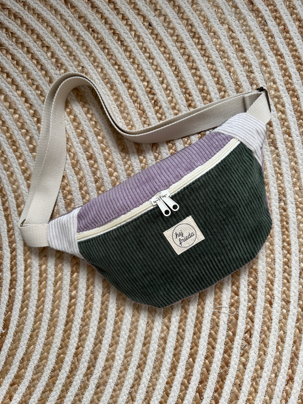 HEDI Hipbag Colorblock Cord Schilfgrün/Flieder/Creme