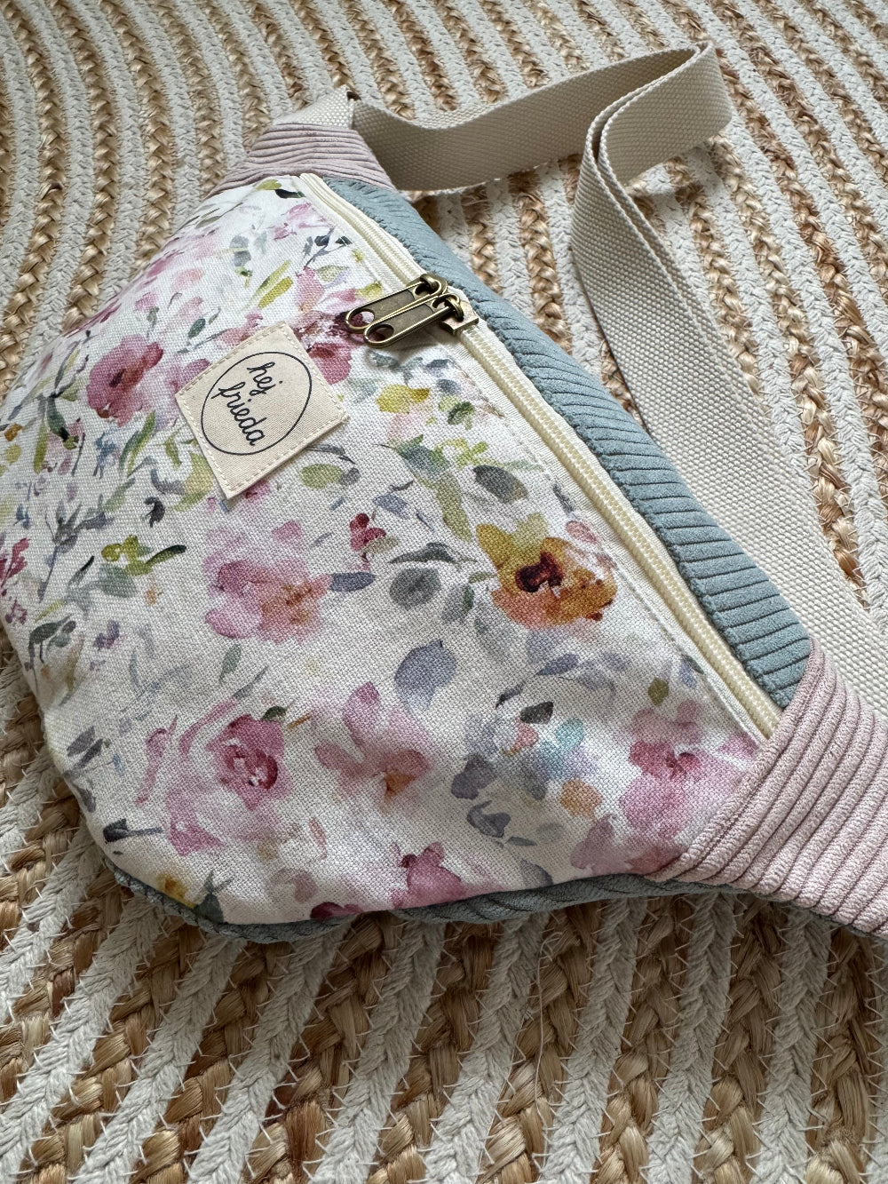 HEDI Hipbag Summer Flowers/Cord jade