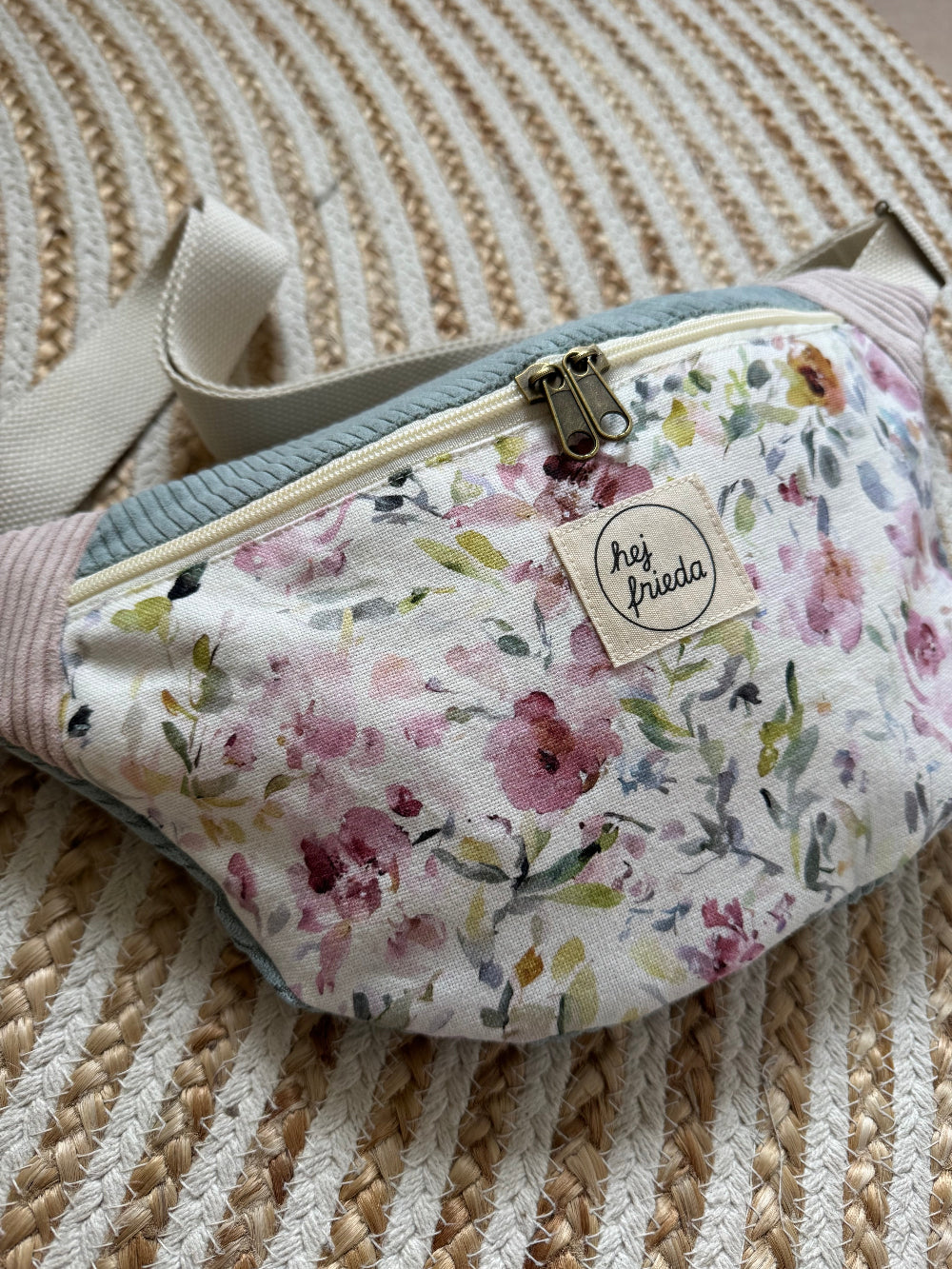 HEDI Hipbag Summer Flowers/Cord jade