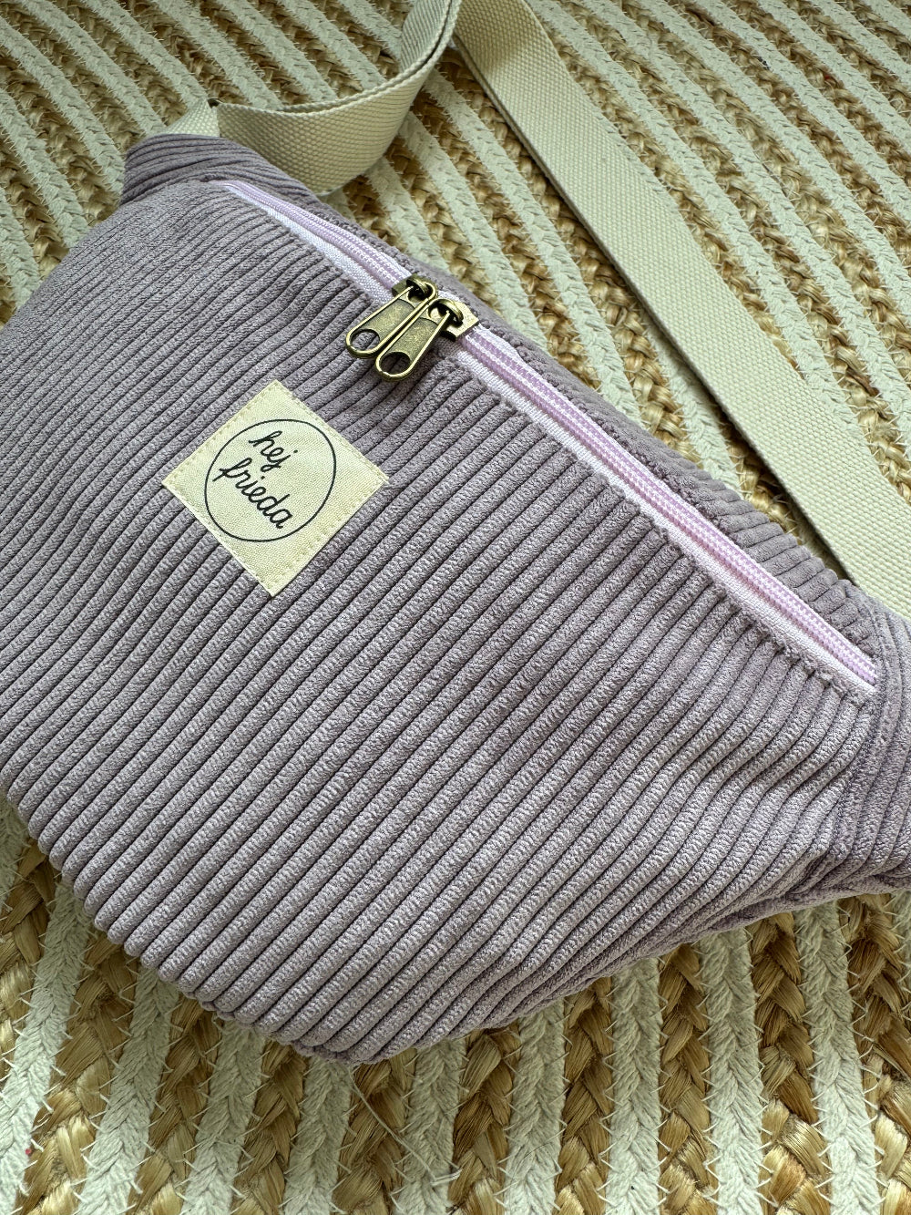 HEDI Hipbag Colorblock Cord Flieder