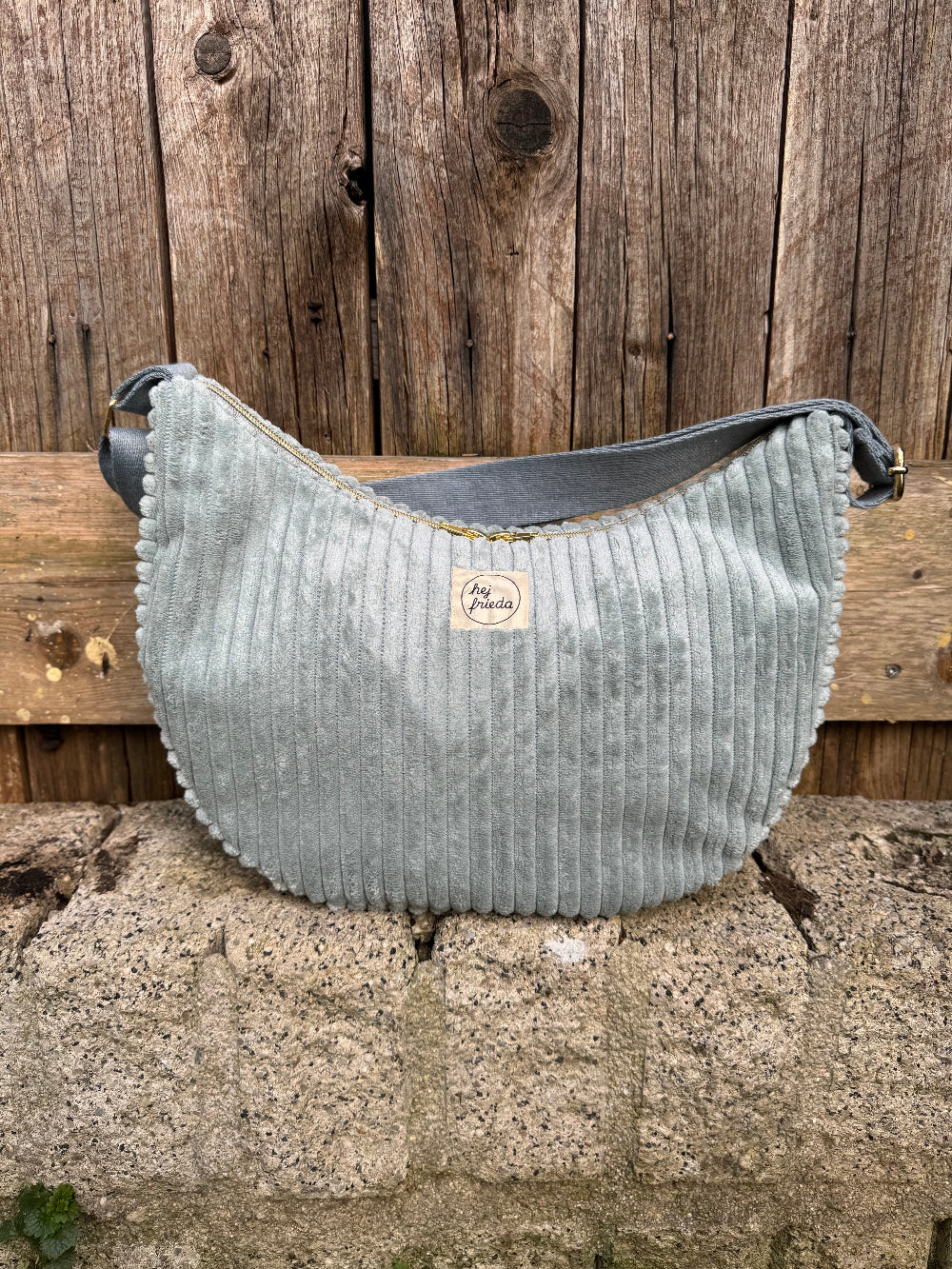 MILOU Moonbag Breitcord Jade