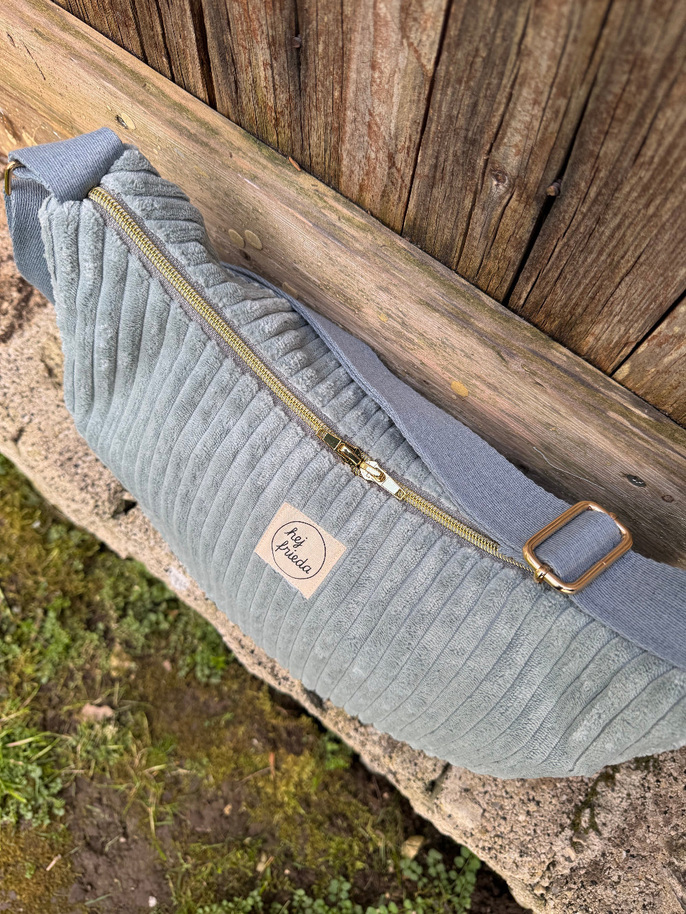 MILOU Moonbag Breitcord Jade