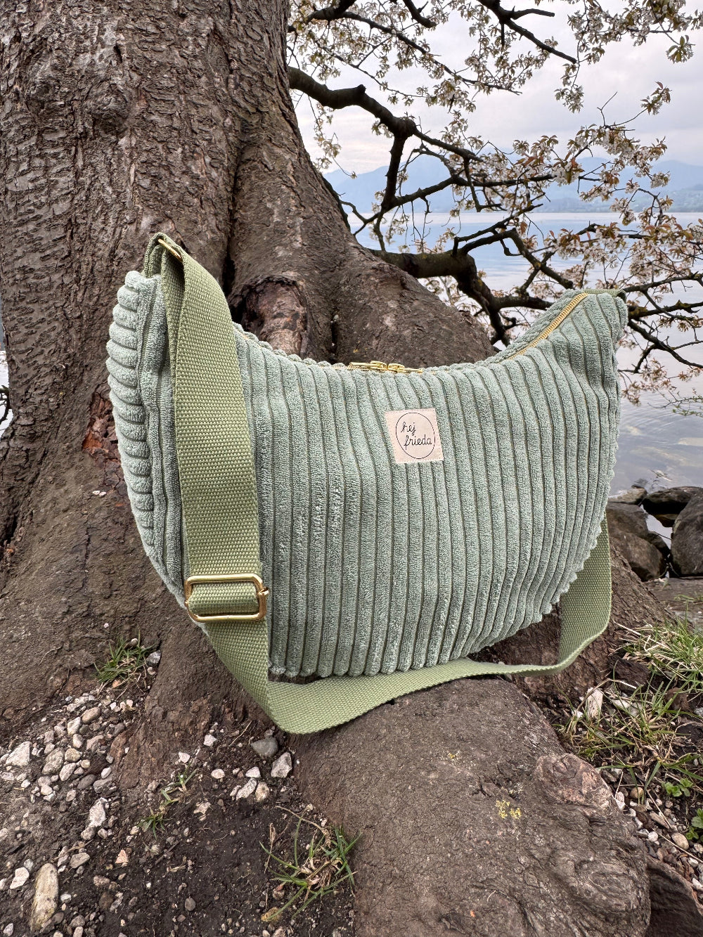 MILOU Moonbag Breitcord salbei